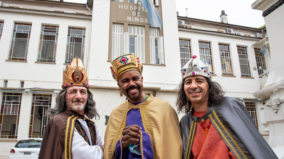 Los Reyes Magos pasaron por el Hospital de niosFoto Eliana Obregon