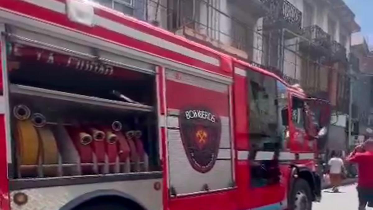 El edificio se encuentra a cinco cuadras de la estacin de Once Foto Captura Video TW EmergenciasBA