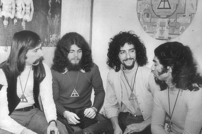 Arco Iris en los años '70: de izquierda a derecha, Horacio Gianello, Gustavo Santaolalla, Sergio Bordarampé y Ara Tokatlian.