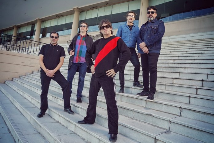Turf en pleno: Joaquín Levington, Leandro "Lea" Lopatín, Carlos “Tody” Tapia, Fernando Caloia y Nicolás "Rispico" Ottavianelli. Foto Martín Bonetto 