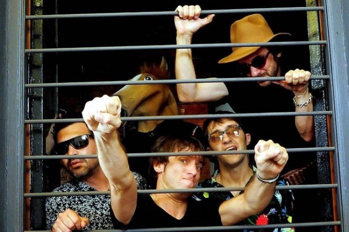 Turf se separó en 2007 y se volvió a reunir en 2014. Sus canciones ya son clásicos del rock local.