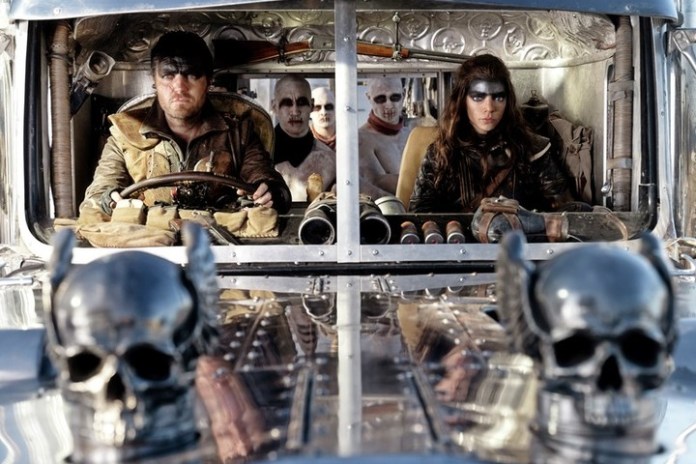 La película tiene la estética que Miller viene imponiéndole a toda la saga "Mad Max". Foto: WB