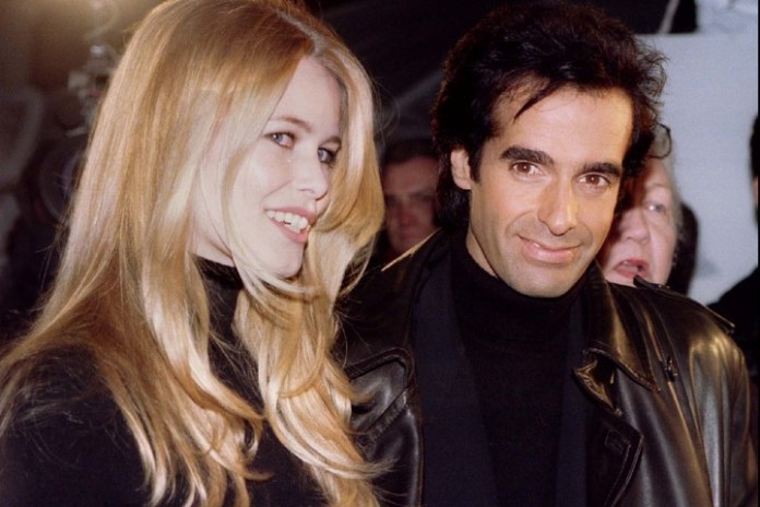Con Claudia Schiffer, quien fue su pareja durante casi seis años. Foto Reuters 