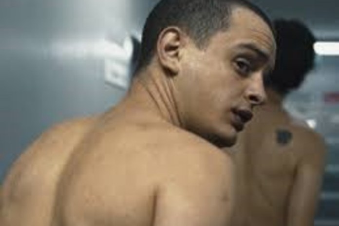 Lorenzo Ferro, protagonista de "Simón de la montaña".