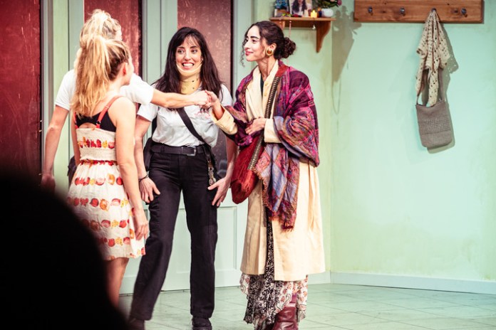 La comedia se puede ver en el Centro Cultural San Martín.