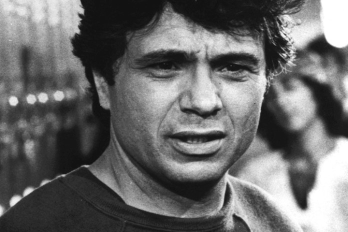 Robert Blake nació el 18 de septiembre de 1933 en New Jersey, y fue anotado como Michael James Vincenzo Gubitosi.