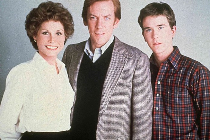 Donald Sutherland en "Gente como uno", con Mary Tyler Moore y Timothy Hutton.