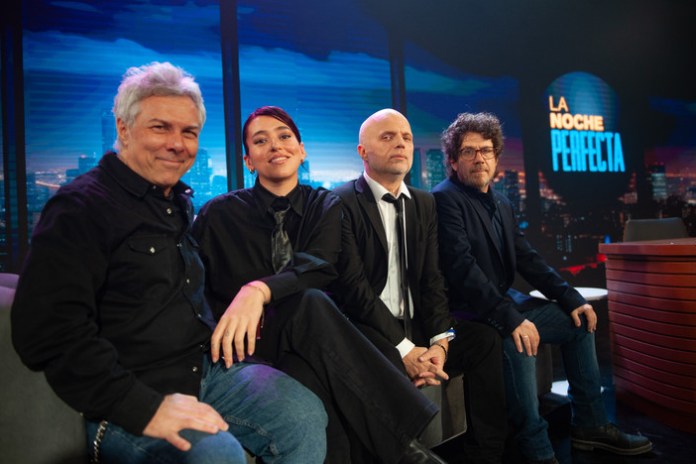 El equipo. Bebe Sanzo, Leticia Siciliani y Peto Menahem acompañarán a Sebastián Wainrach en la noche de eltrece. Foto: Fernando de la Orden