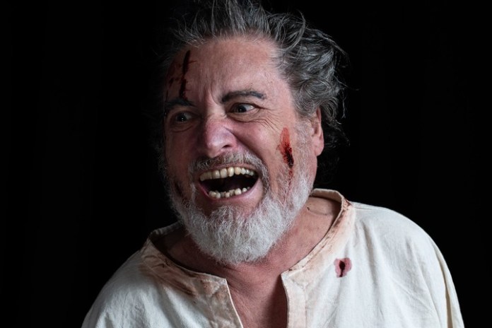 En "Traidor", Daniel Panaro ocupa los roles de actor, dramaturgo y director. Foto: gentileza José Muzlera