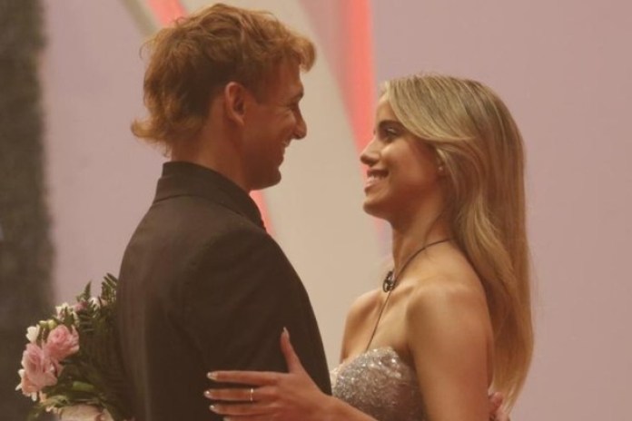 El simulacro de boda entre Bautista y Denisse. Para ellos se creó el shippeo "Baunisse".
