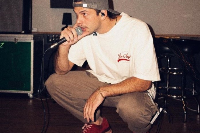 Bautista Mascia hace unos años, cuando integraba la banda de cumbia pop Toco para vos.