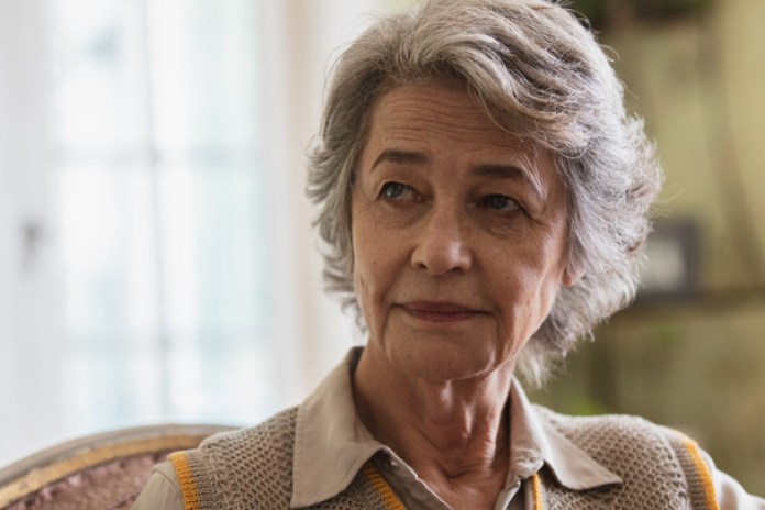 La actriz británica, que protagoniza "La matriarca", habló con Clarín desde su casa en París. Foto Mirada Distribution