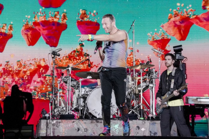 Primer concierto de la banda Coldplay en el estadio River, durante su visita de 2022. Foto: Rafael Mario Quinteros 