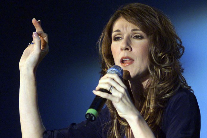 Céline Dion tuvo una vida repleta de pérdidas importantes. Su esposo, su hermano y su madre. Foto: AP