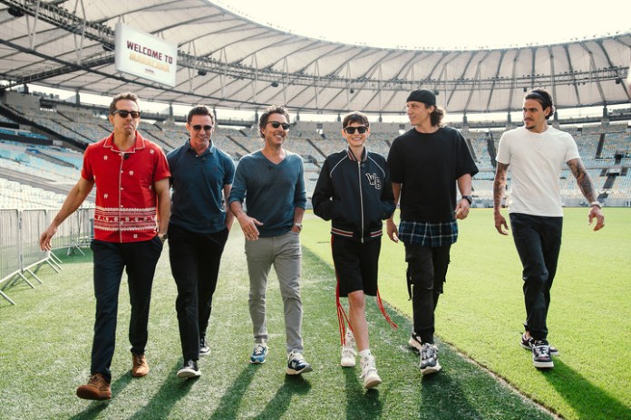 Reynolds, Jackman, Levy, Corrin, David Luiz y Pedro Guilherme.