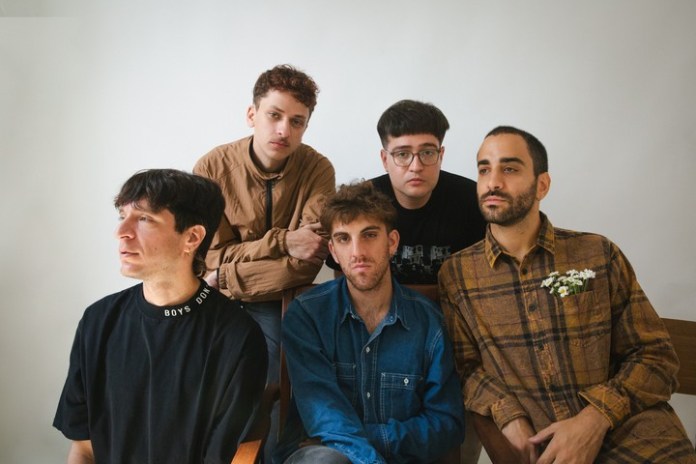 Isla de Caras se presentará por primera vez en el Teatro Coliseo el 3 de agosto. Foto de prensa