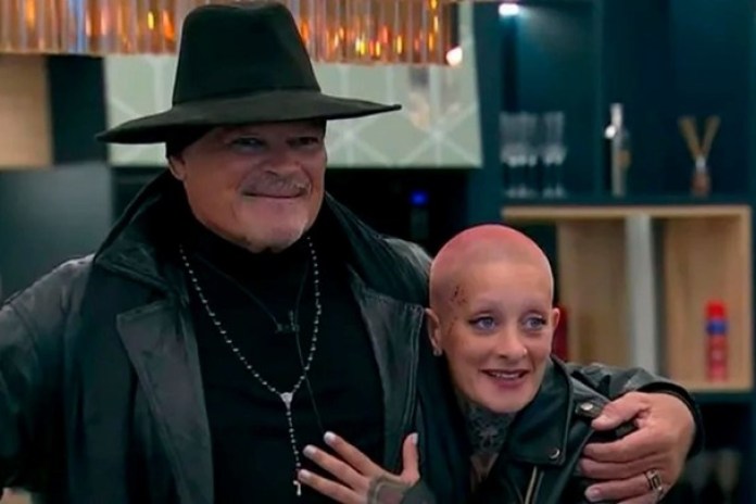 Alfa y Furia: él entró de invitado este año. Cumbre de personajes.