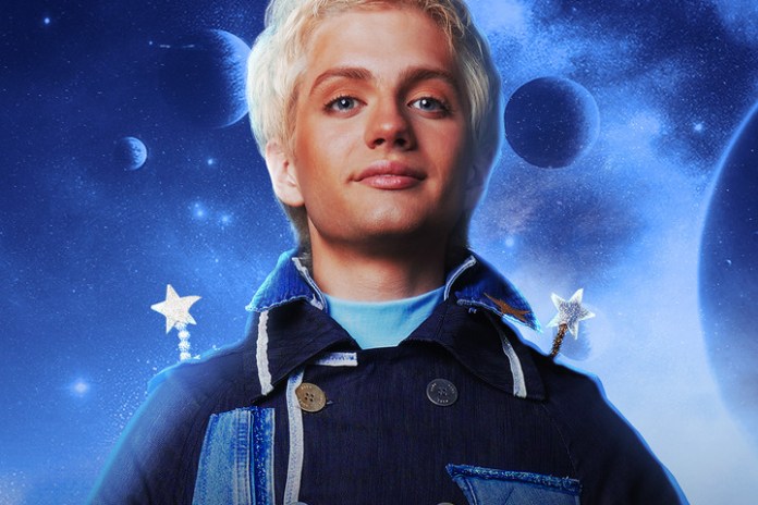 El venezolano Luis Rodríguez Echeverría interpreta al habitante del asteroide B612. Fotos: Prensa