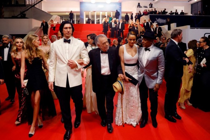 En mayo, en cannes, Coppola junto al protagonista de "Megalópolis", Adam Driver. Foto Reuters 