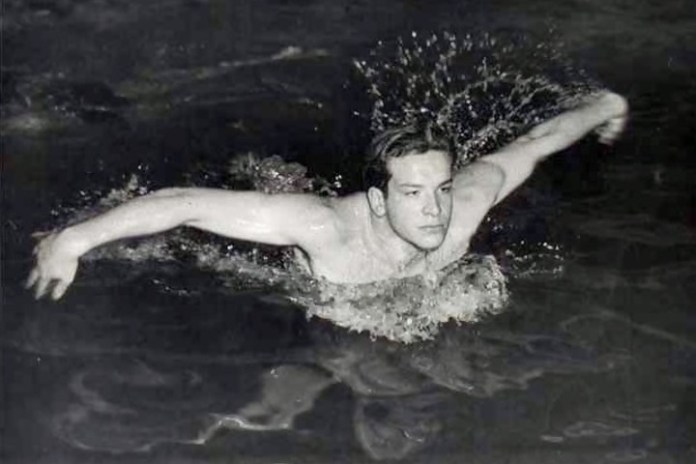 ¿Lo reconocen? Es el italiano Carlo Pedersoli, luego conocido como Bud Spencer. Participó en tres Juegos Olímpicos.