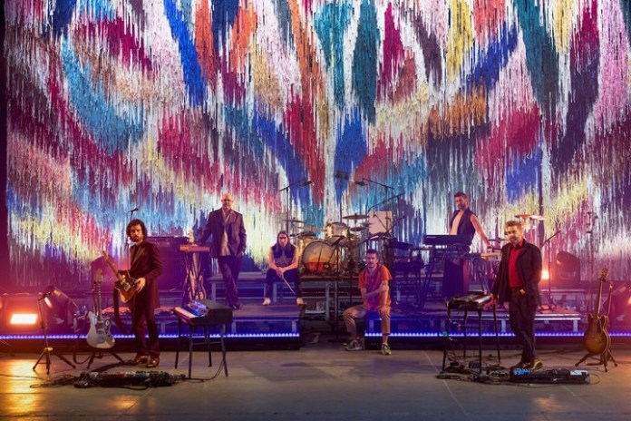 Vetusta Morla en vivo durante su exitosa gira del año pasado, que los trajo dos veces a la Argentina. Foto de prensa