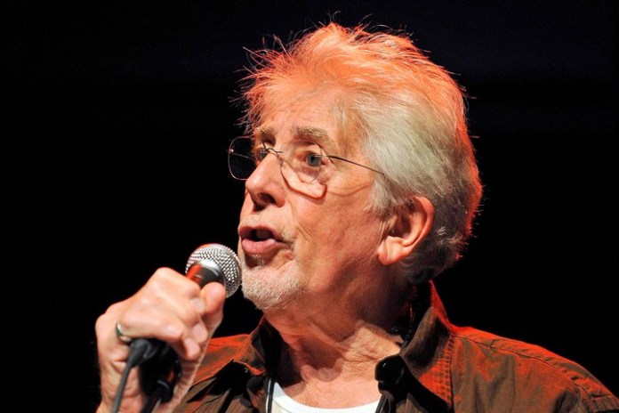 John Mayall supo integrar a The Bluesbreakers a los músicos más importantes del rock y el blues británico. Foto: Sandro Campardo/Keystone vía AP