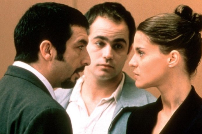 Darín, Pauls y Brédice en "Nueve reinas", película que logró entrar en el Top Five del sábado 20.