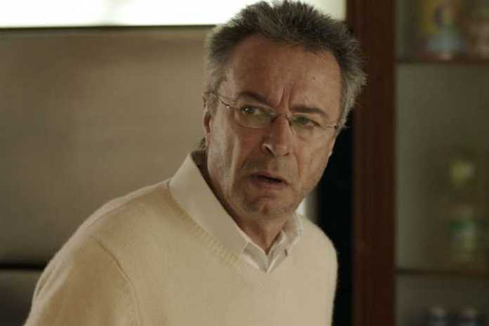 Oscar Martinez en el relato más terrible de la película.