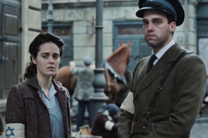 No es una serie más sobre el Holocausto y sus consecuencias. O sí, pero aborda el laberinto de las almas de una manera diferente.
