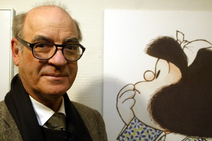 Quino, observado por su criatura más curiosa.