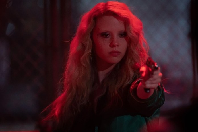 Mia Goth es Maxine, una actriz porno que tiene la oportunidad de su vida: protagonizar un filme de terror. Fotos Universal