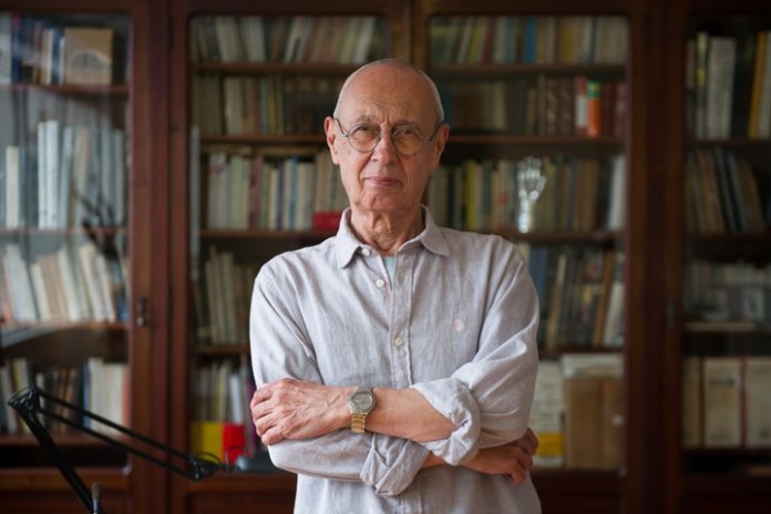 Oscar Araiz dirigió el Ballet del San Martín, el del Colón y también el del Gran Teatro de Ginebra. Foto: Juano Tesone