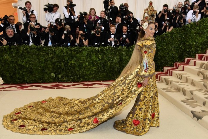 Ïcono de la moda. Sarah Jessica Parker, en la gala del Museo Metropolitano de Nueva York. Foto: Charles Sykes/Invision/AP