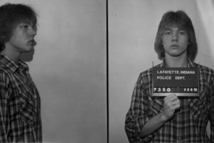 Axl Rose detenido por la policía de Lafayette, su ciudad natal.