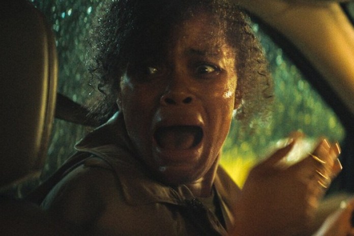 A los gritos. La gran Andra Day, candidata al Oscar, es Ebony, la madre ex alcohólica de una familia en peligro. Fotos Netflix