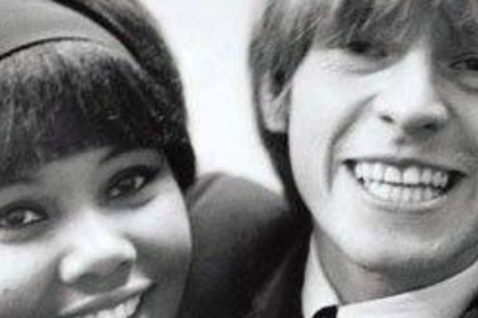 Cleo Sylvestre con Brian Jones. Foto: IG @mickjagger