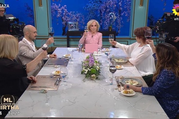 Mirtha Legrand y sus invitados: Abel Pintos, Betiana Blum, Marta González y Pía Shaw. Foto: El Trece